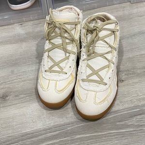 MAISON MARGIELA (no box)